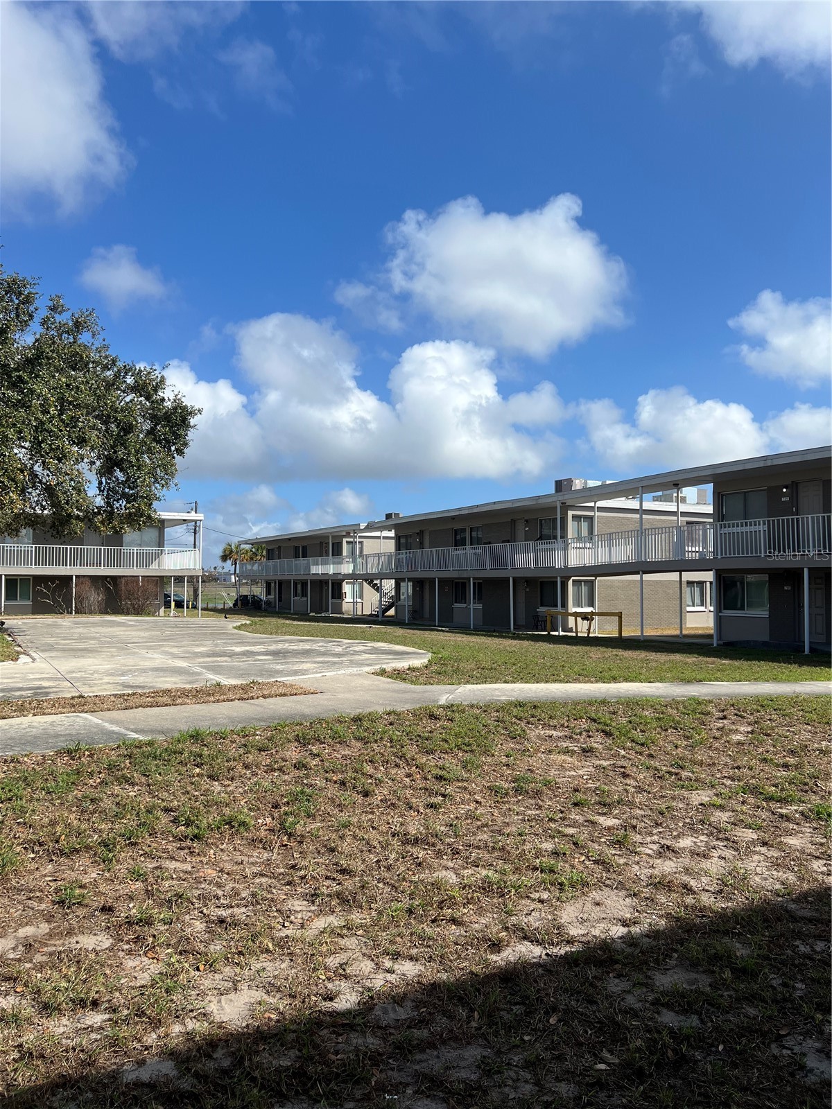 800 N FISKE BOULEVARD 711