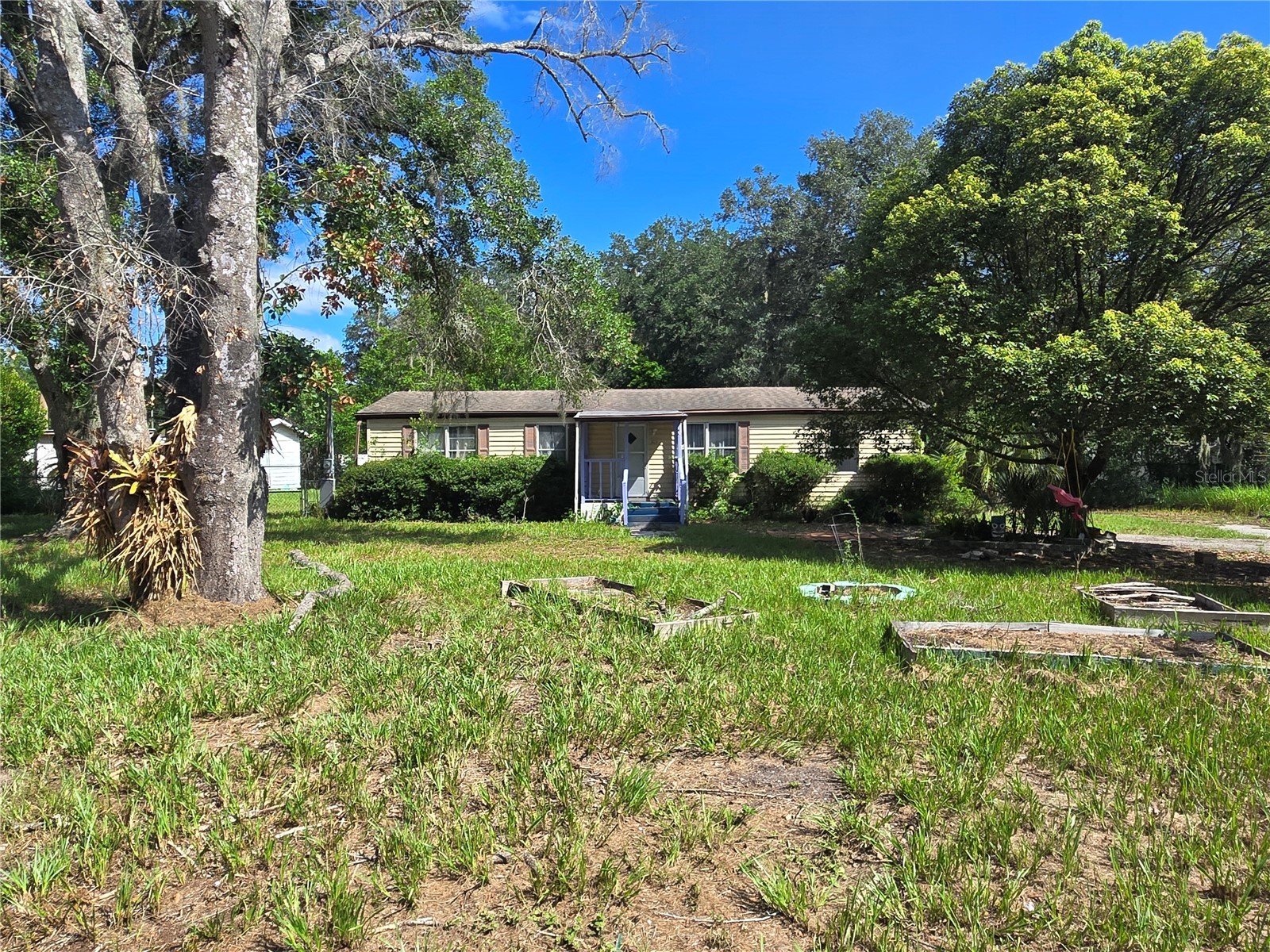 3620 VICKI DRIVE