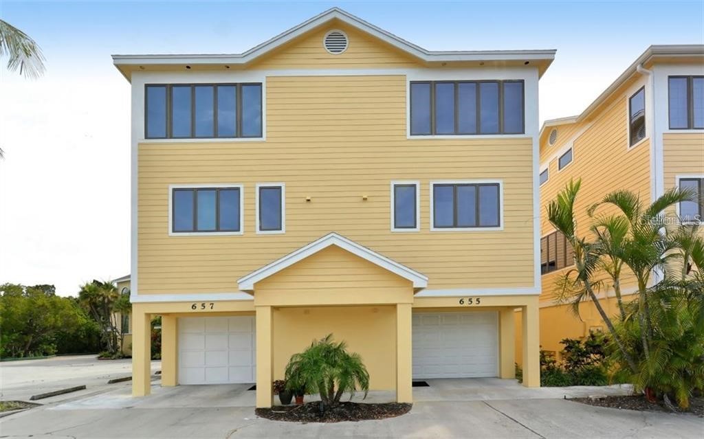 655 CEDARS COURT 655