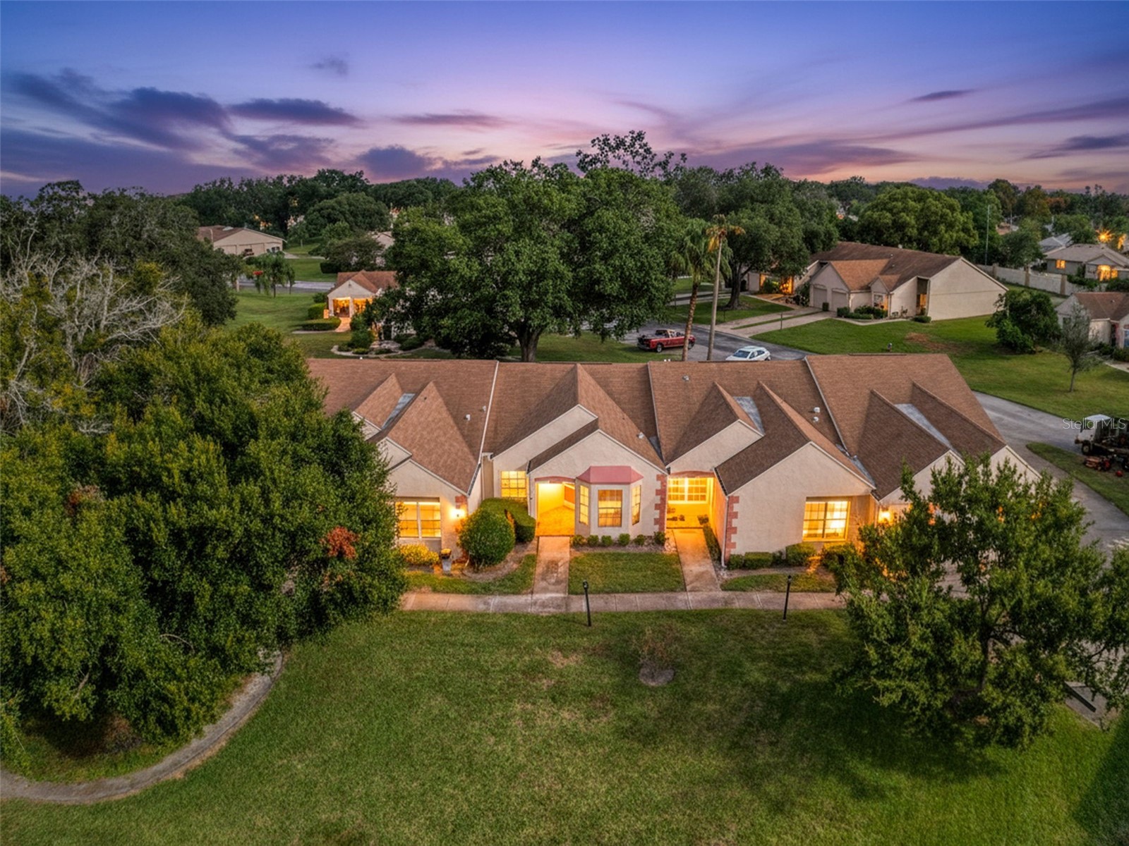 11403 VERSAILLES LANE E