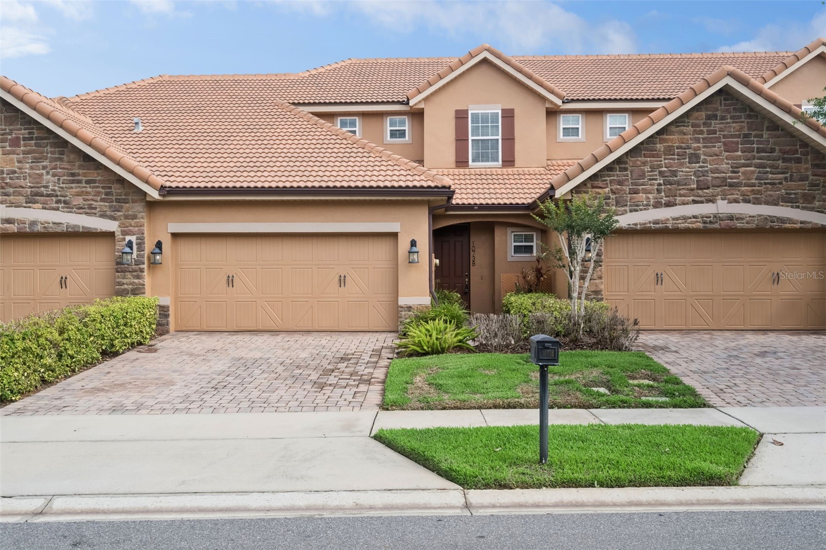 10738 BELFRY CIRCLE