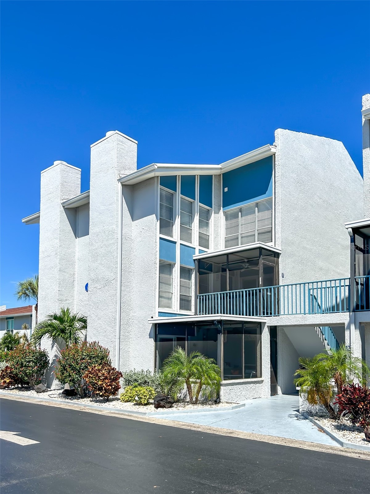 315 MEDALLION BOULEVARD F