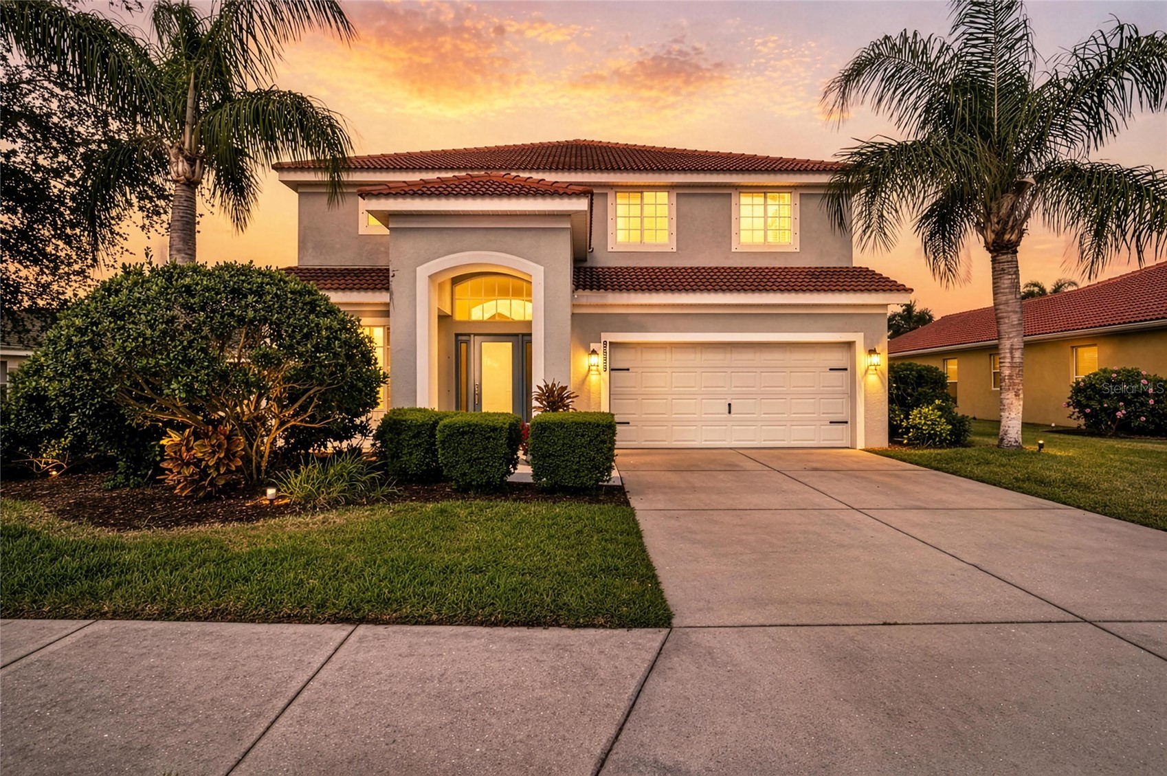 9035 WILLOWBROOK CIRCLE