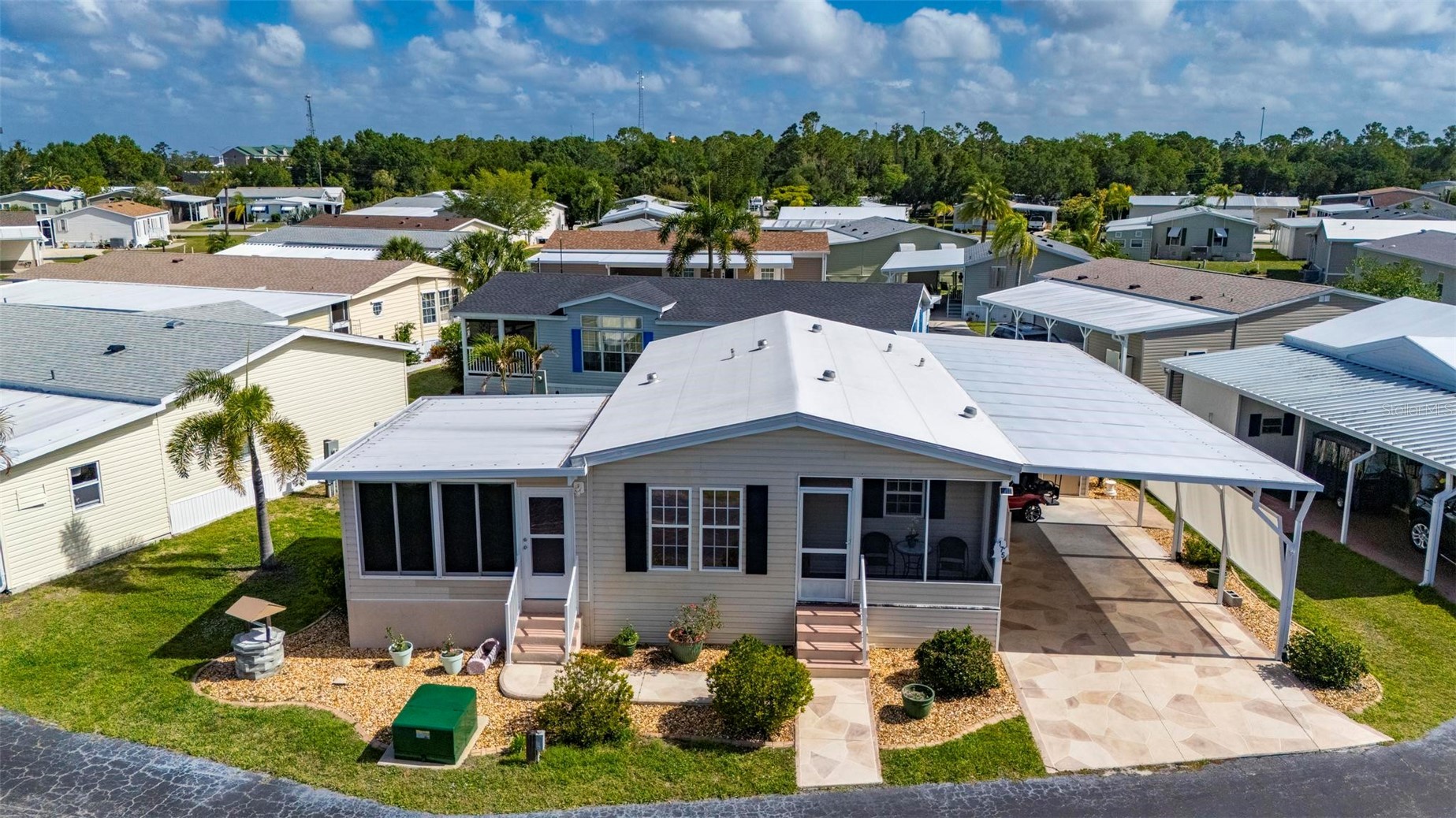 1000 KINGS HIGHWAY 175