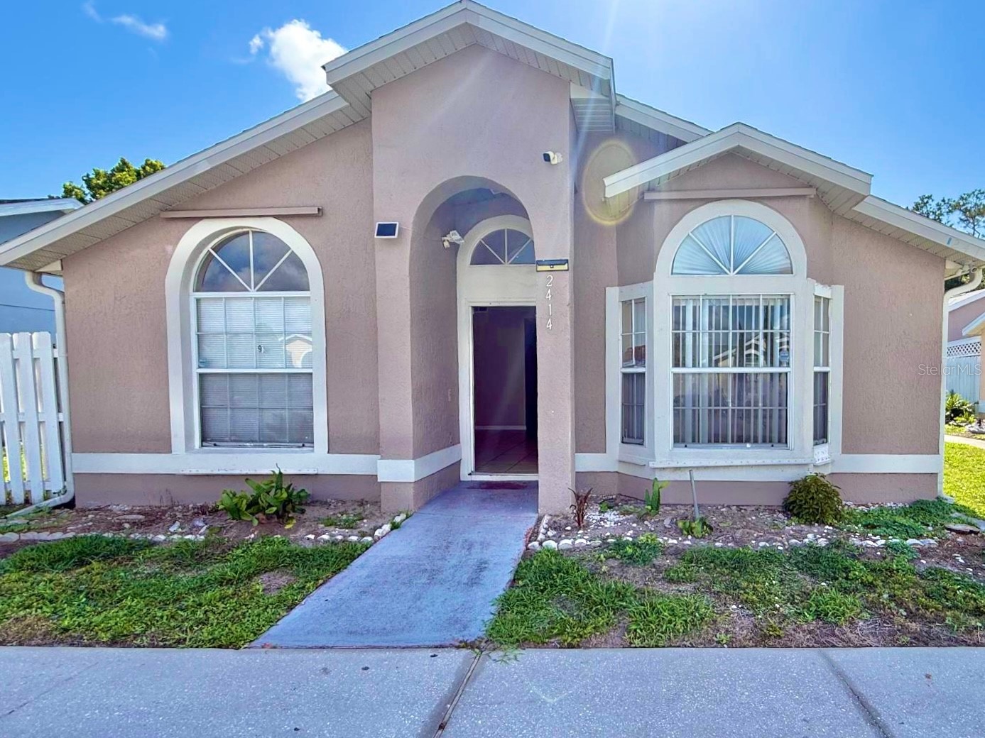 2414 HARBOR TOWN DRIVE