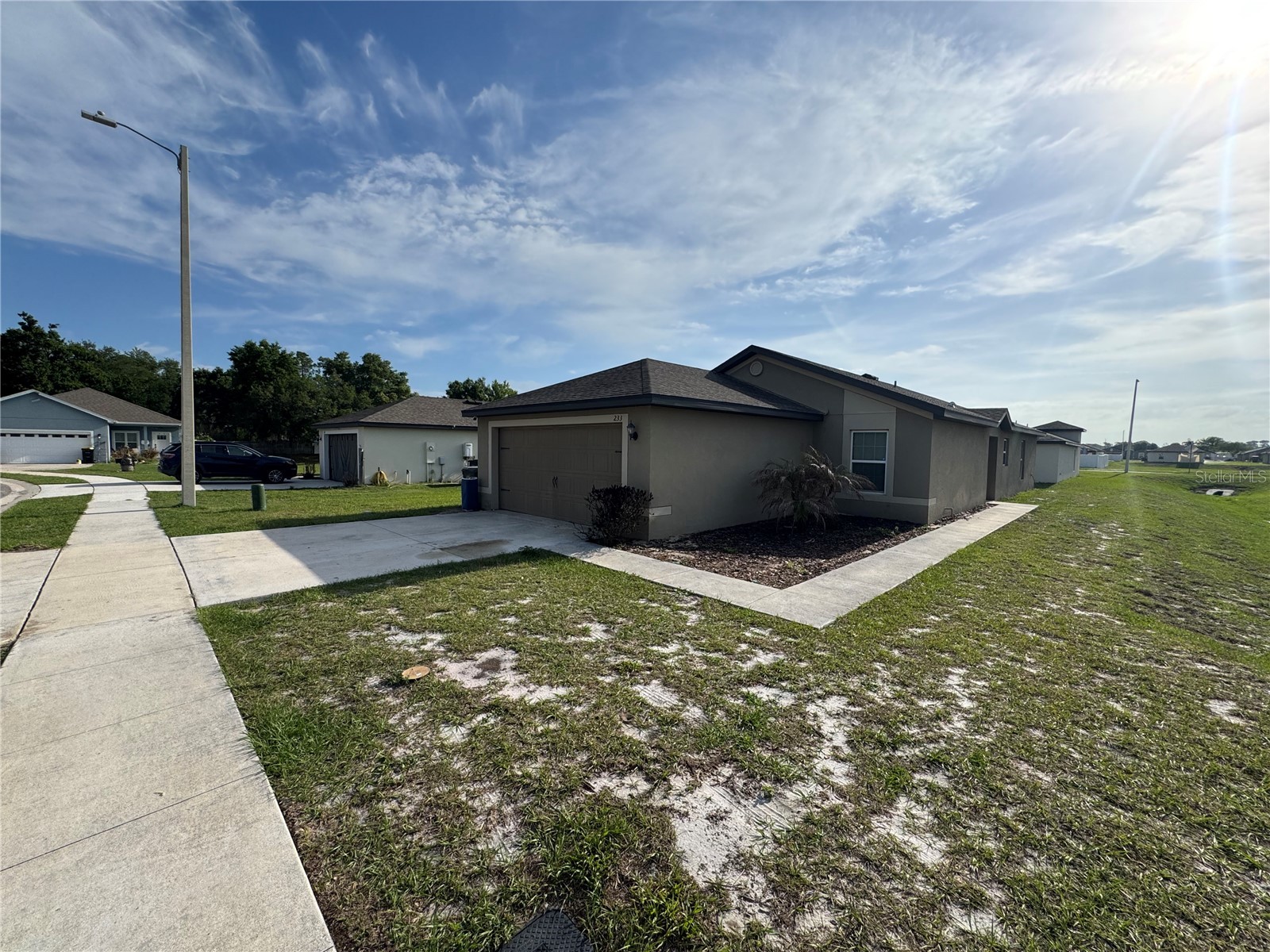 233 KENSINGTON VIEW BOULEVARD
