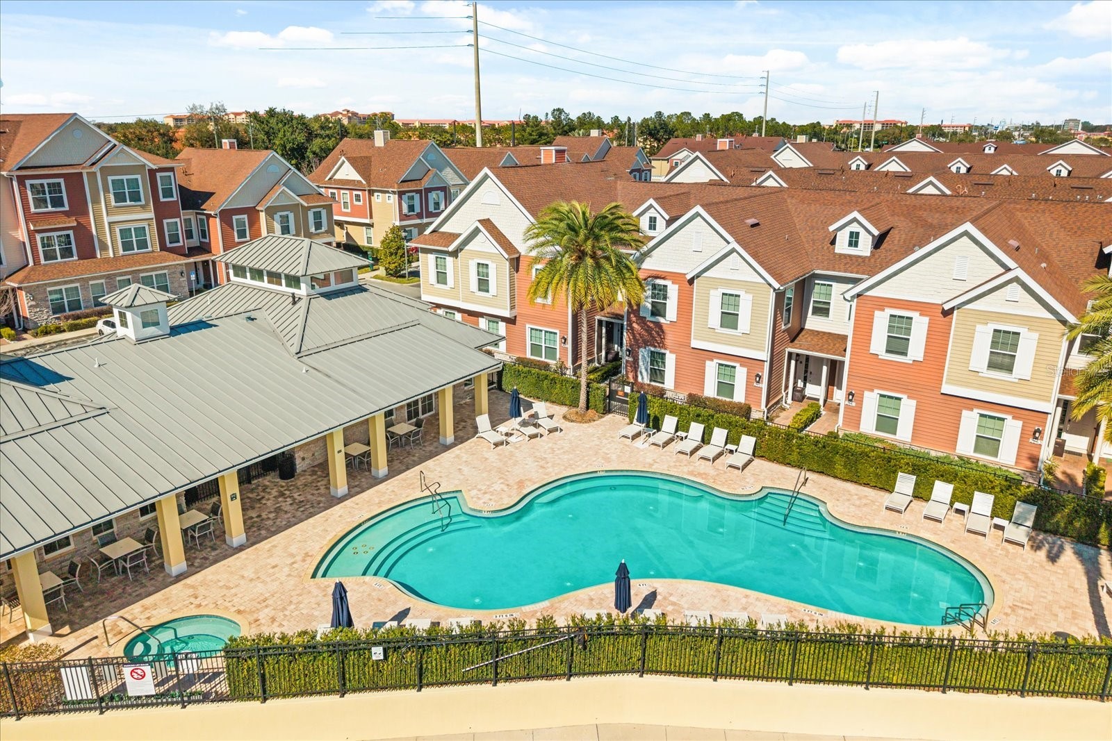 2637 SUNRISE SHORES DRIVE