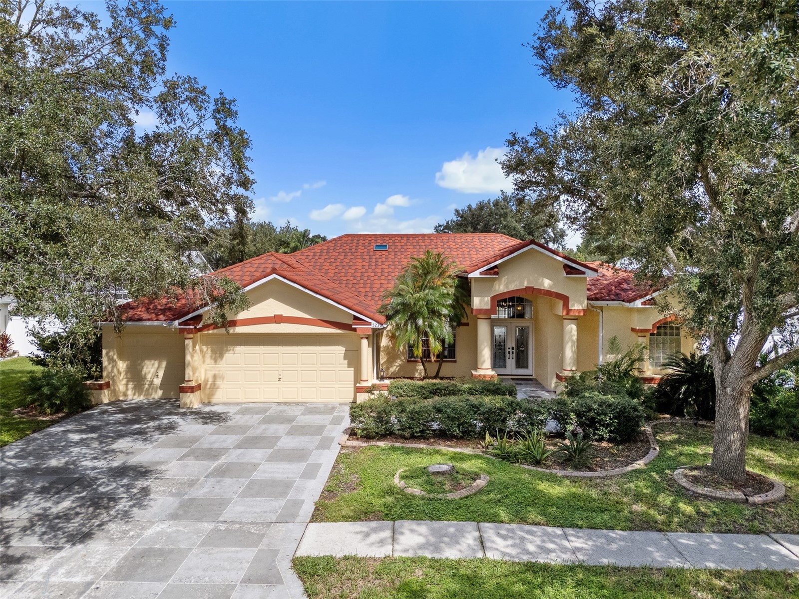 5230 HALSTEAD LANE
