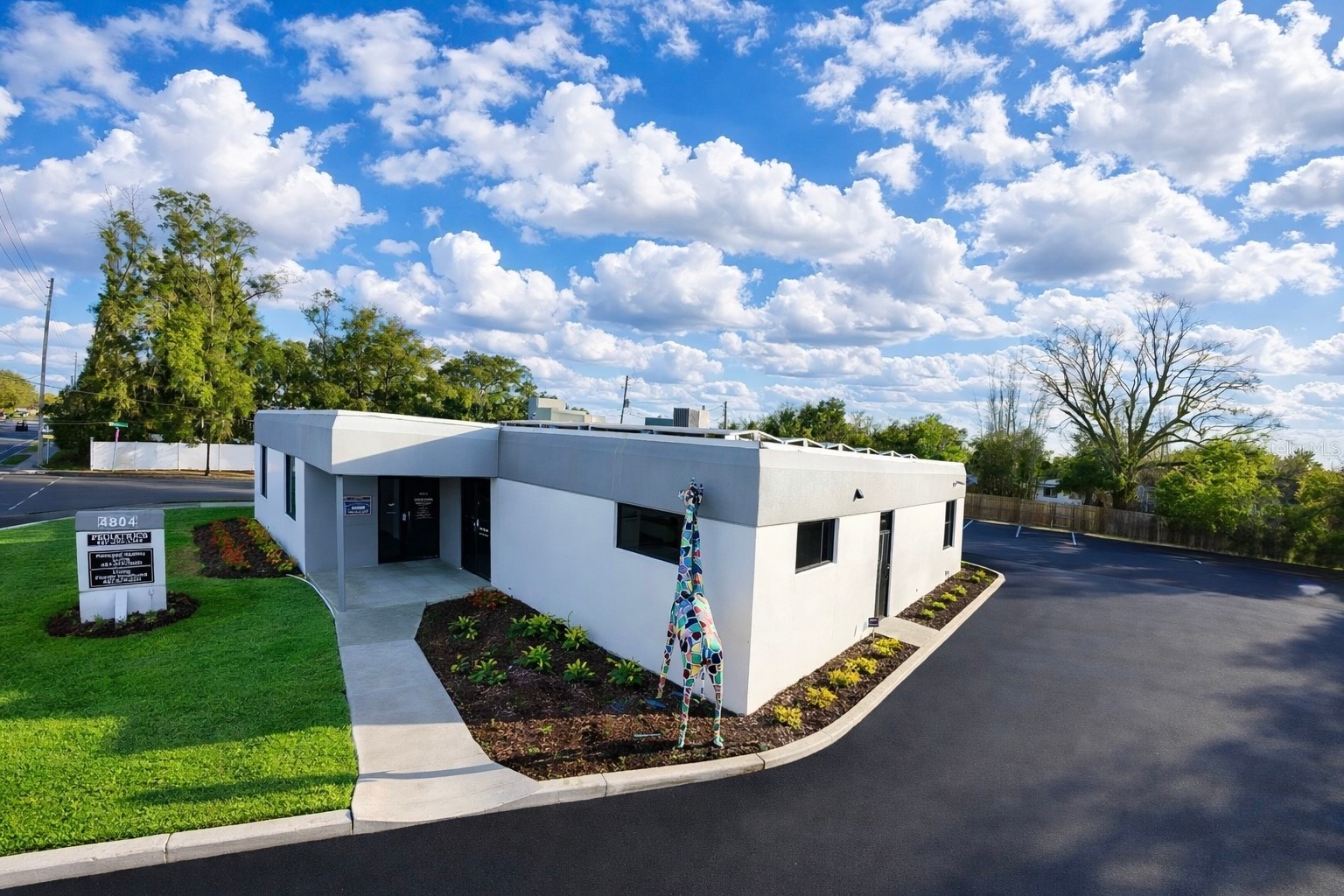 4804 EDGEWATER DRIVE