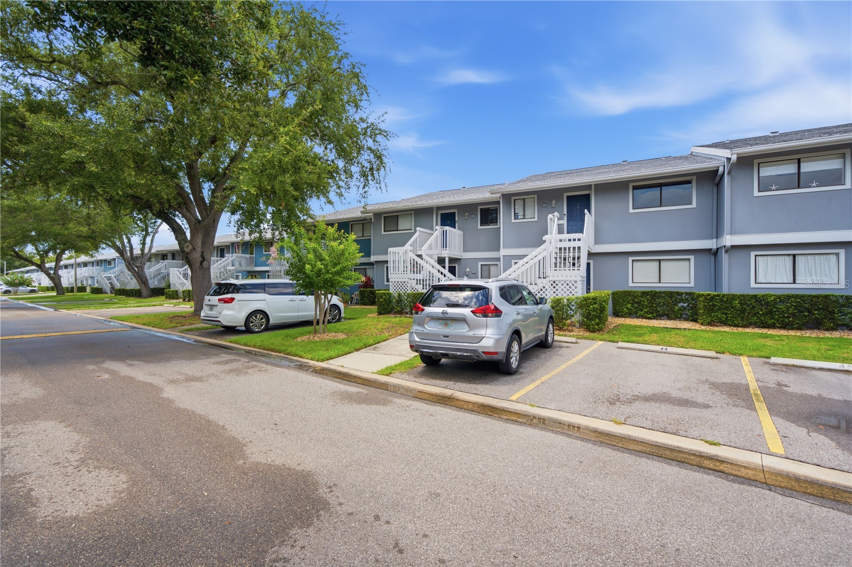 6033 34TH STREET W 44