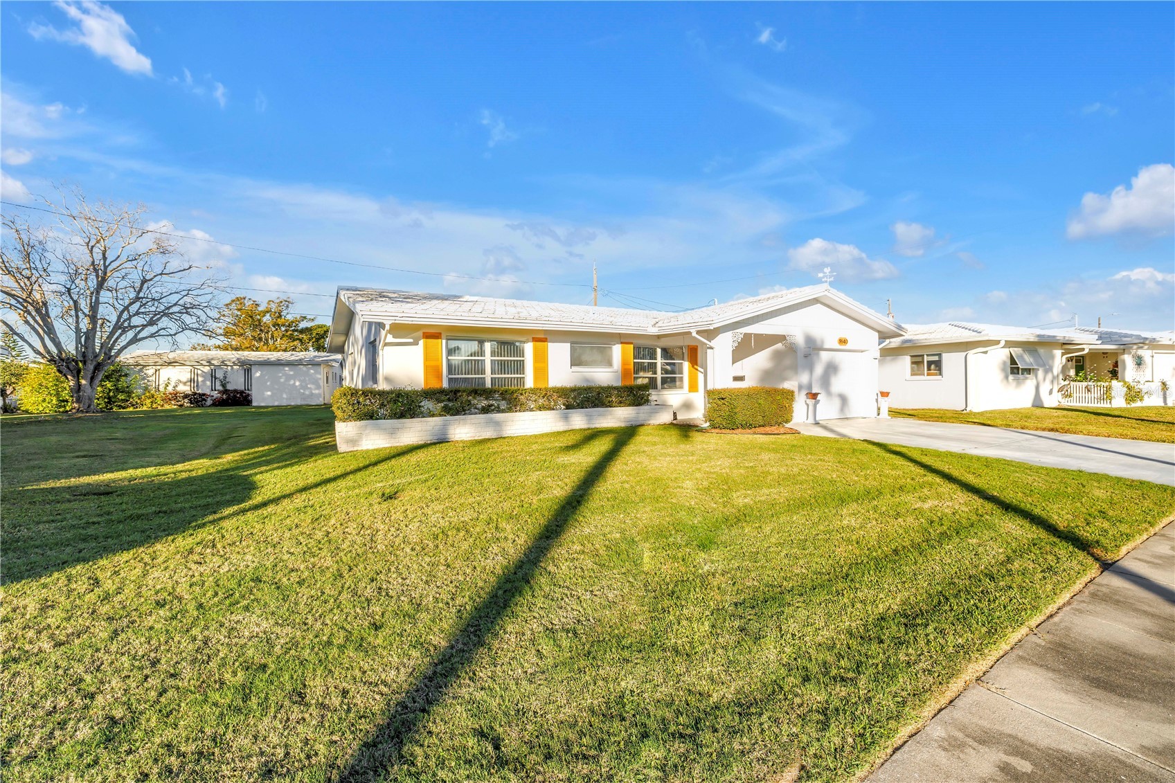 9840 MAINLANDS BOULEVARD W