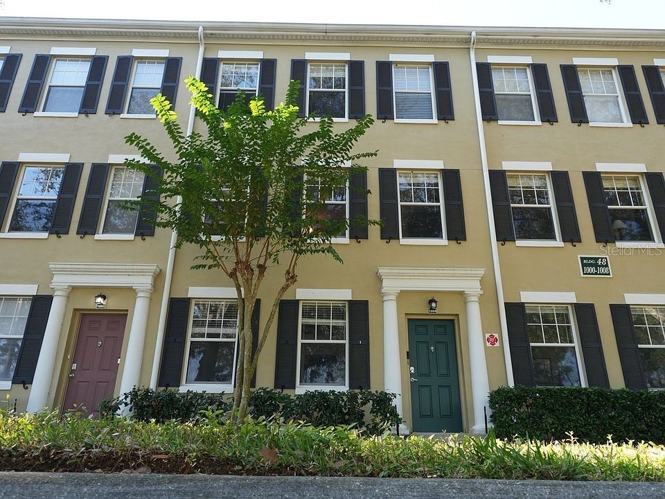 1004 WATERSIDE DRIVE 1004