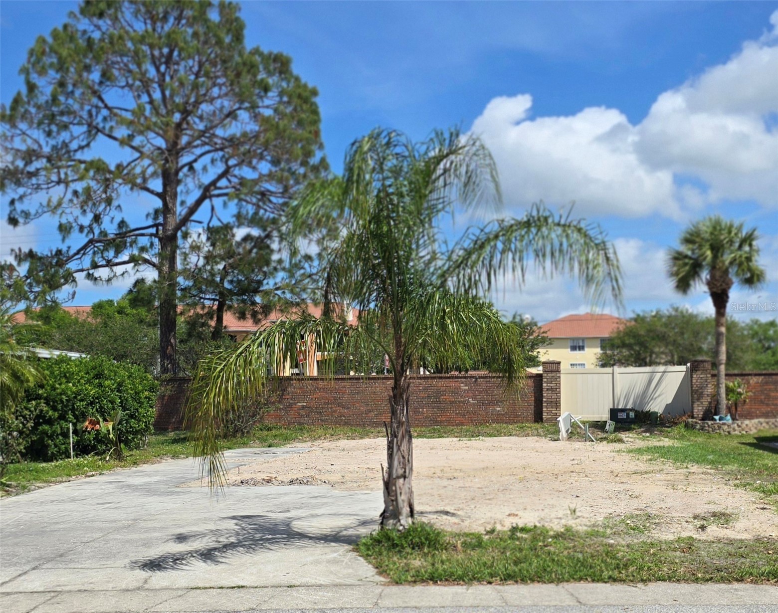 257 PELICAN DRIVE N
