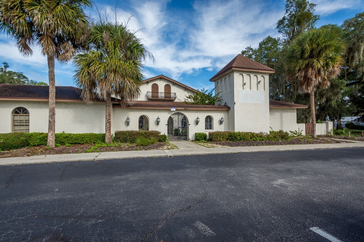 5431 E SILVER SPRINGS BOULEVARD A