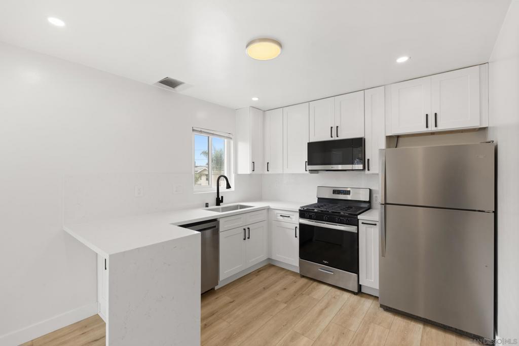 230 Elm Ave