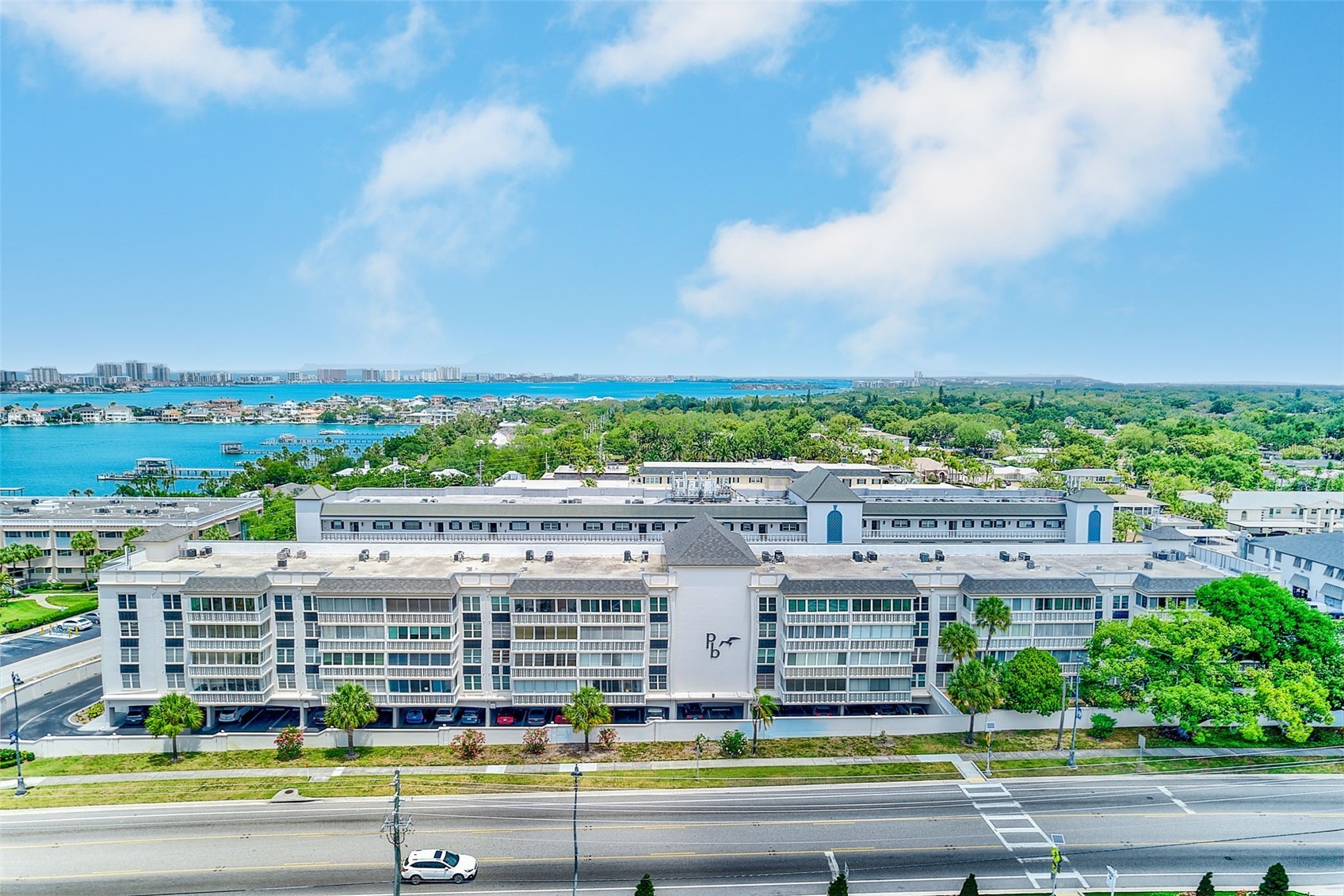 131 BLUFF VIEW DRIVE 401