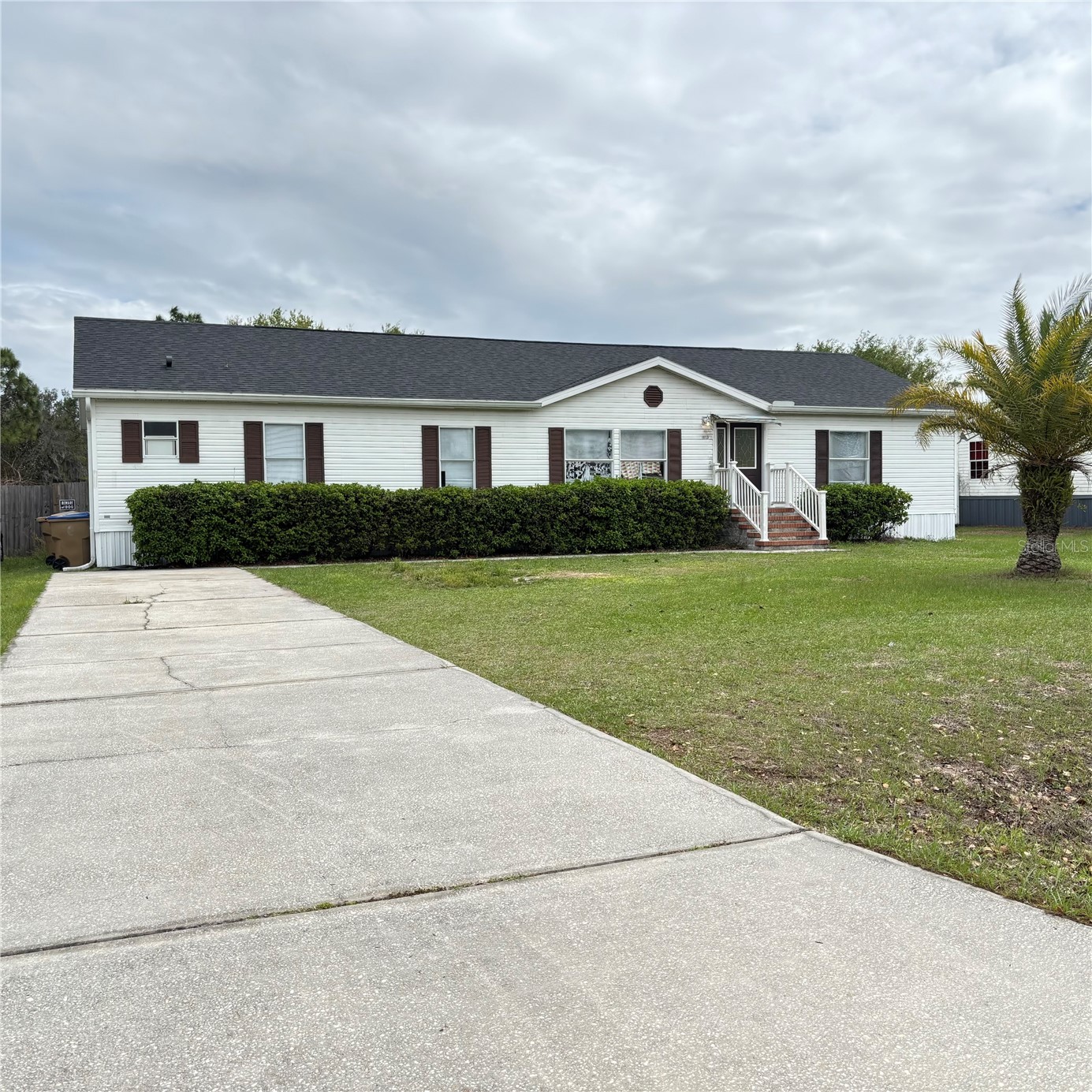 1813 WINCHESTER COURT S