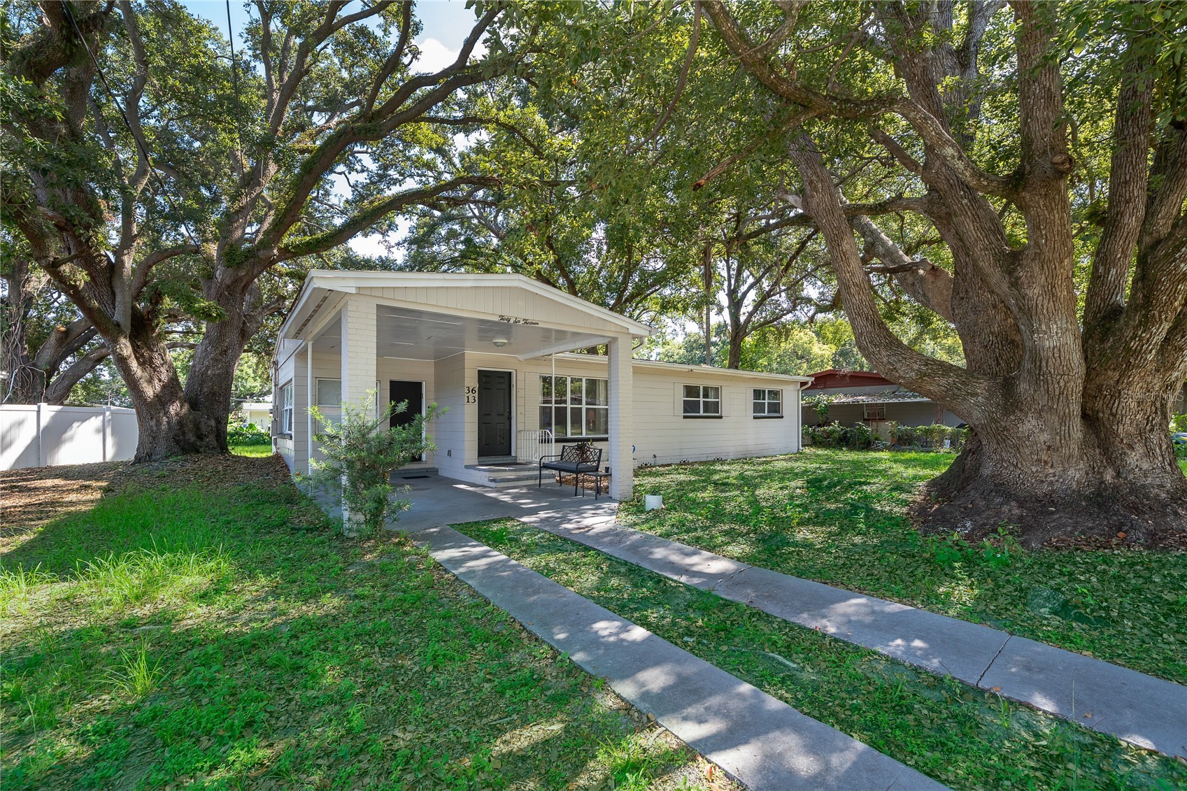 3613 AMIGOS AVENUE