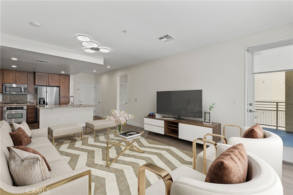 21301 Erwin Street 351