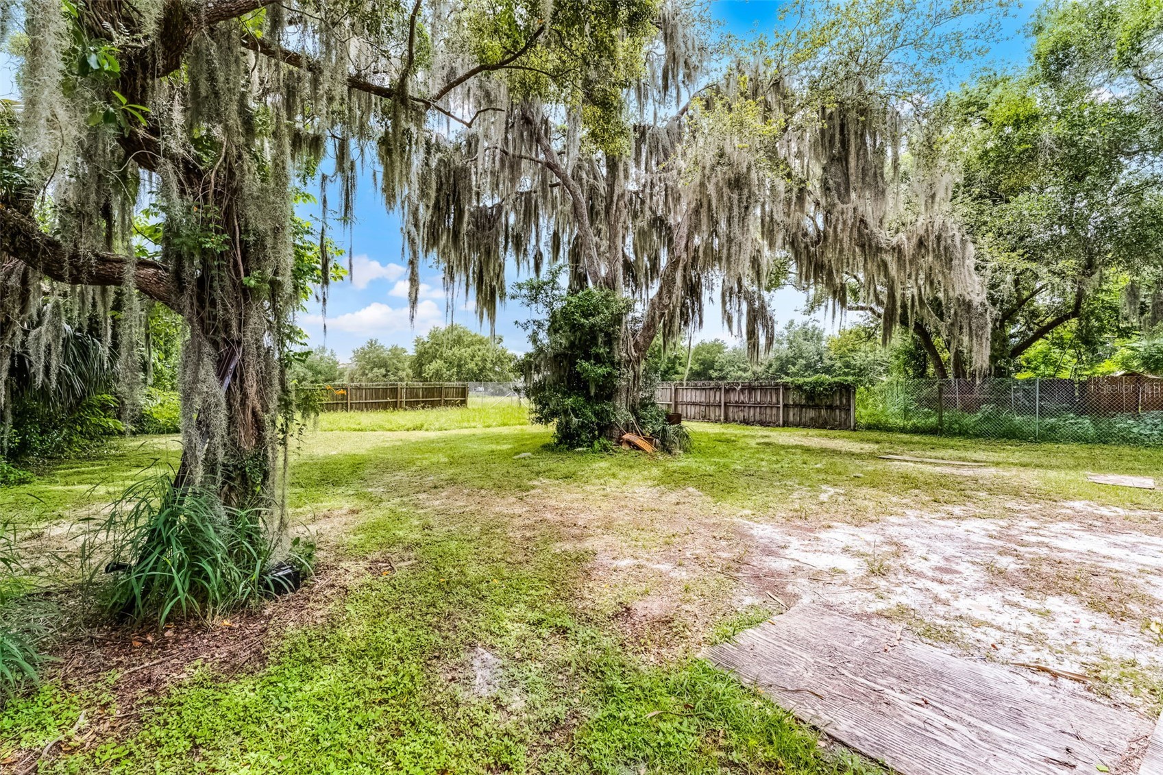 770 W WEBSTER AVENUE REAR LOT