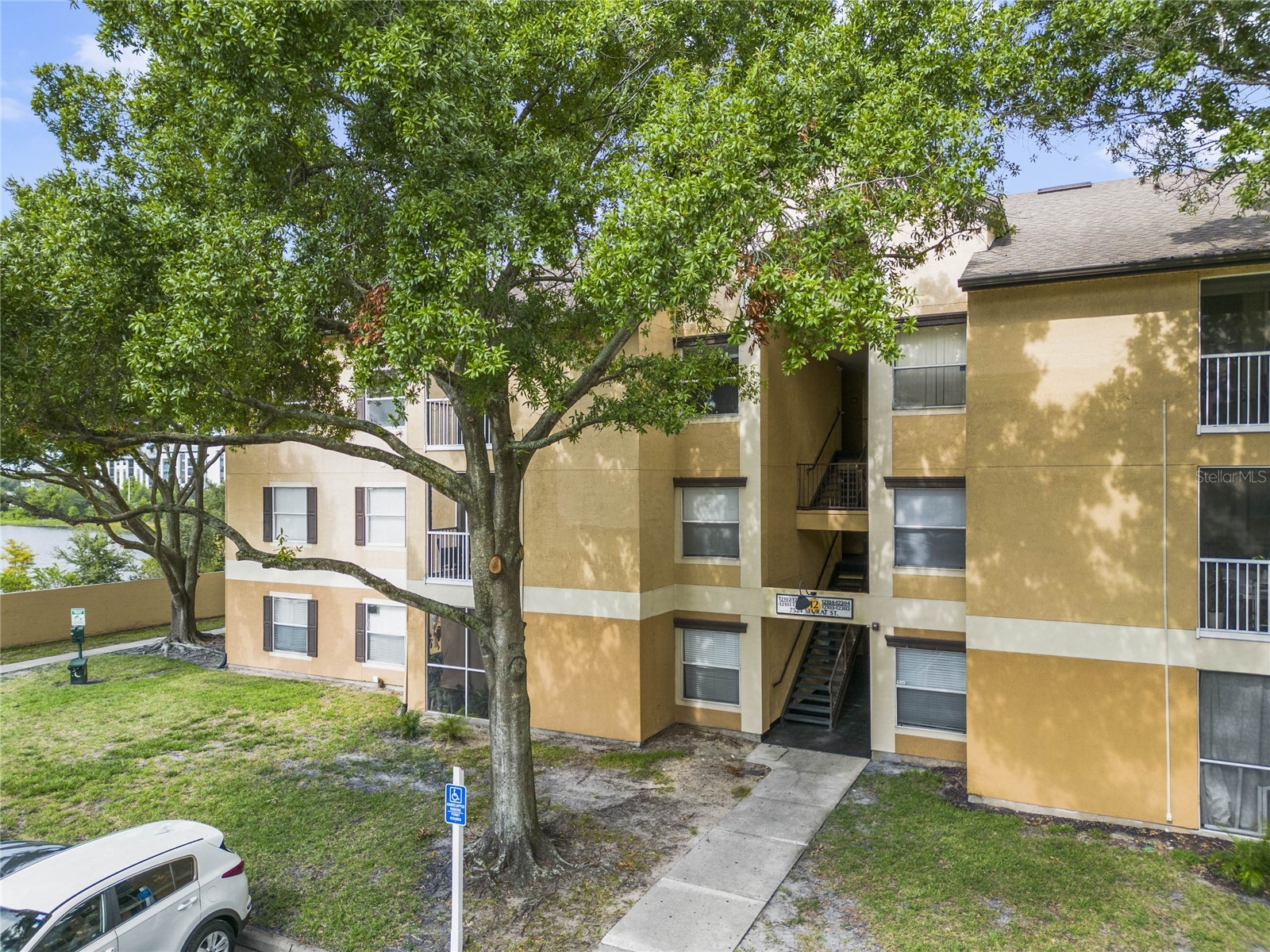 7524 SEURAT STREET 12301