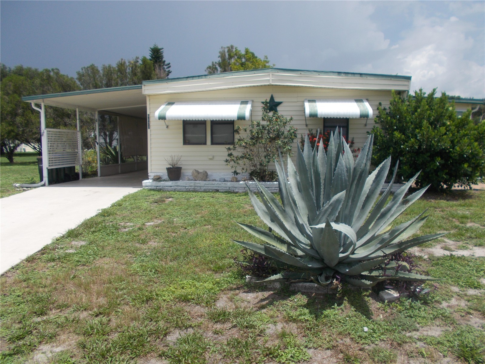 6872 HAAWI COURT