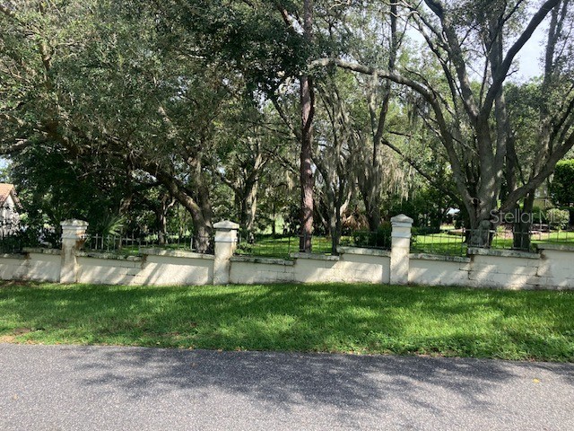 116 W MAGNOLIA AVENUE