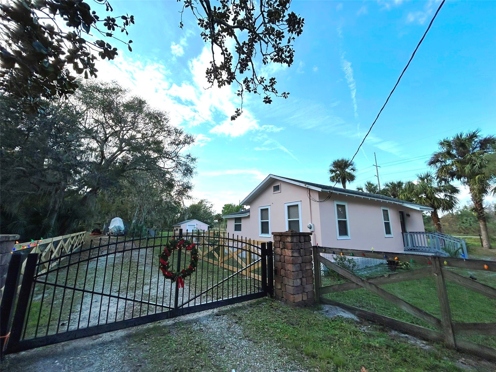 388 N GLENCOE ROAD
