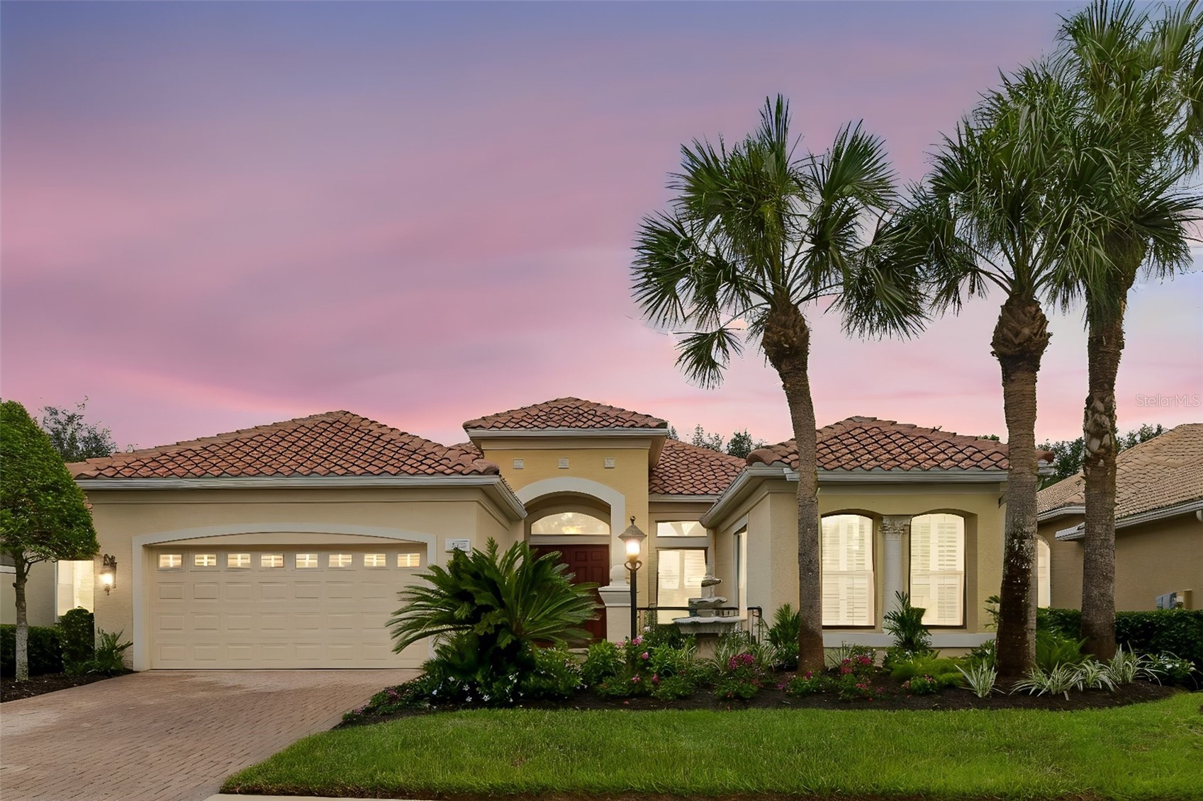 7222 LAKE FOREST GLEN