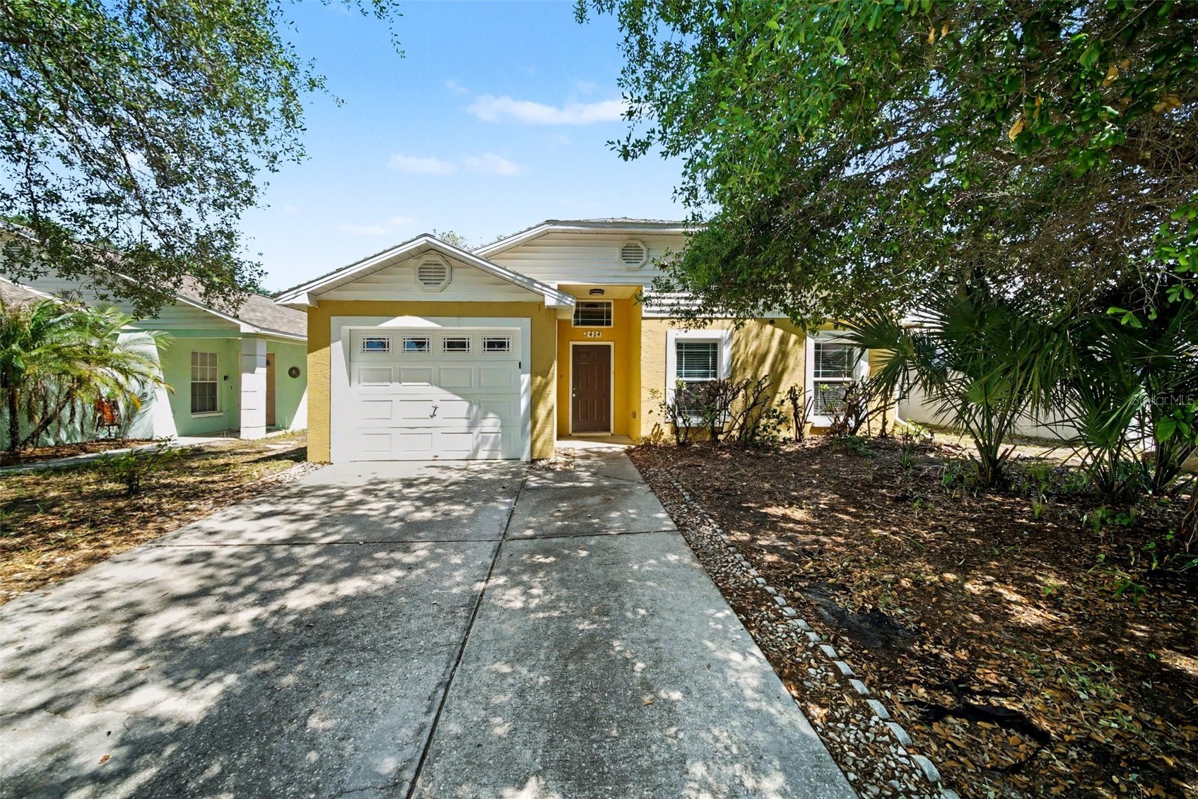 2424 CAMDEN OAKS PLACE