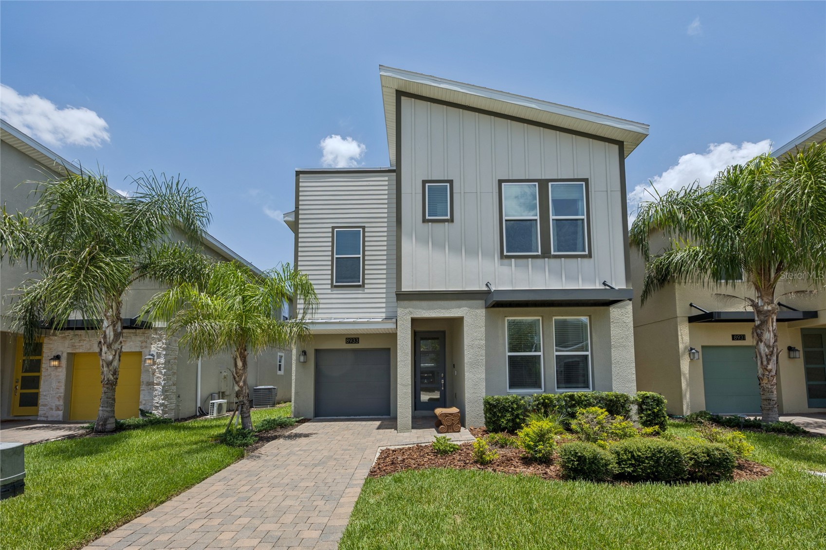 8933 CABOT CLIFFS DRIVE