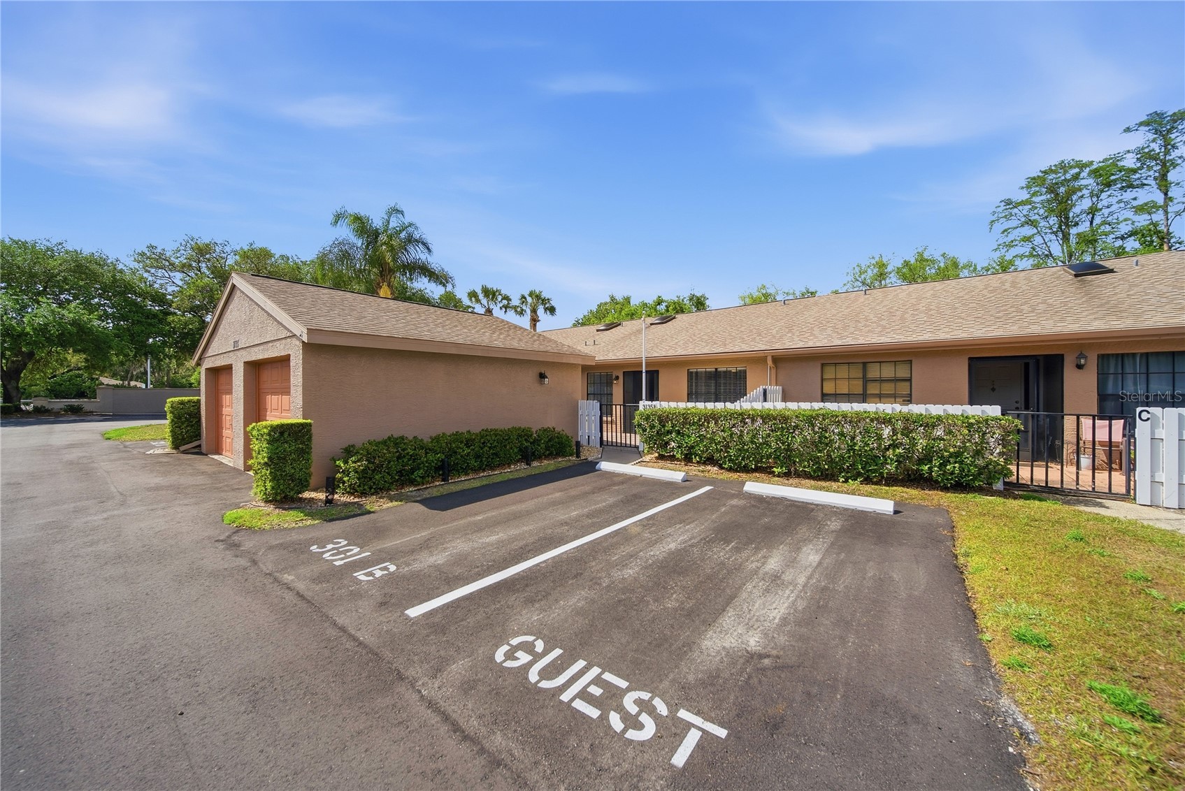 3135 CHARTER CLUB DRIVE B