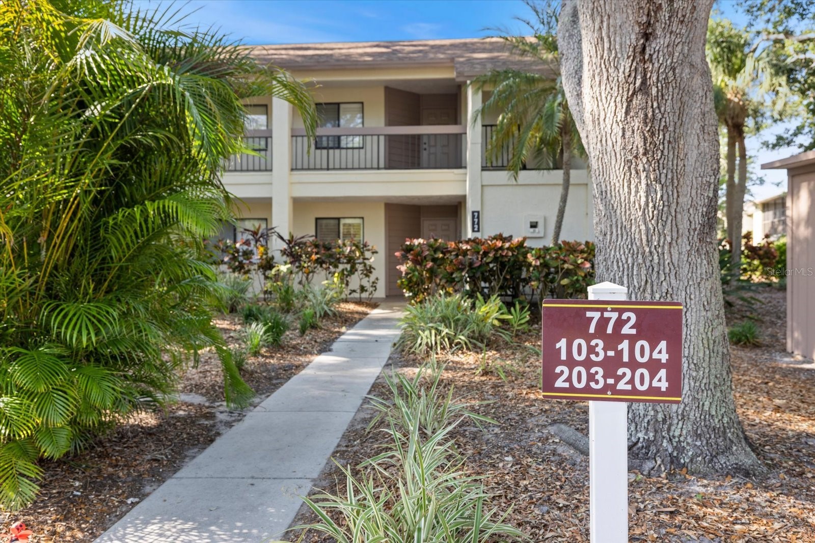 772 BIRD BAY DRIVE N 104