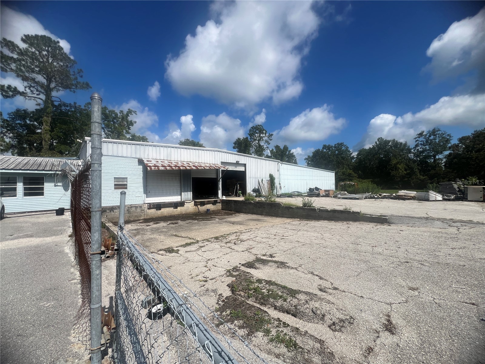 3887 E US HIGHWAY 90