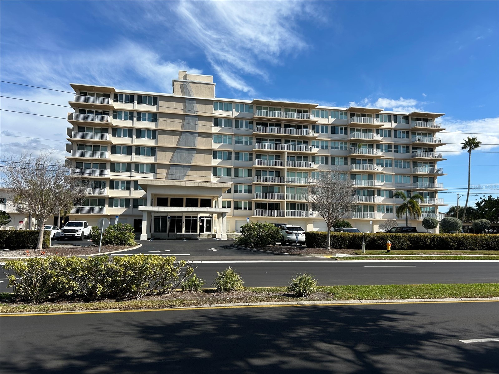 223 ISLAND WAY 4A