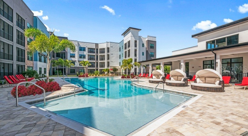 8925 77TH TERRACE E B6-D