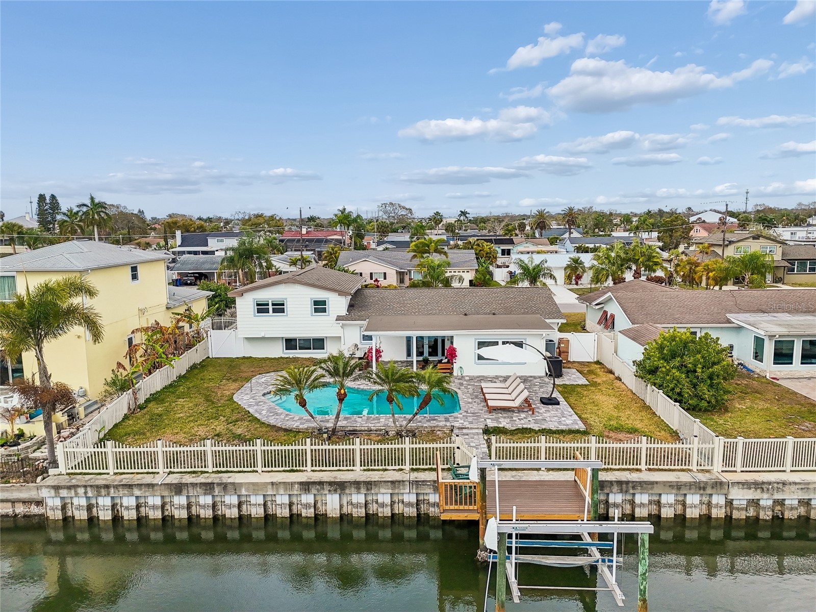 8722 HICKORYWOOD LANE