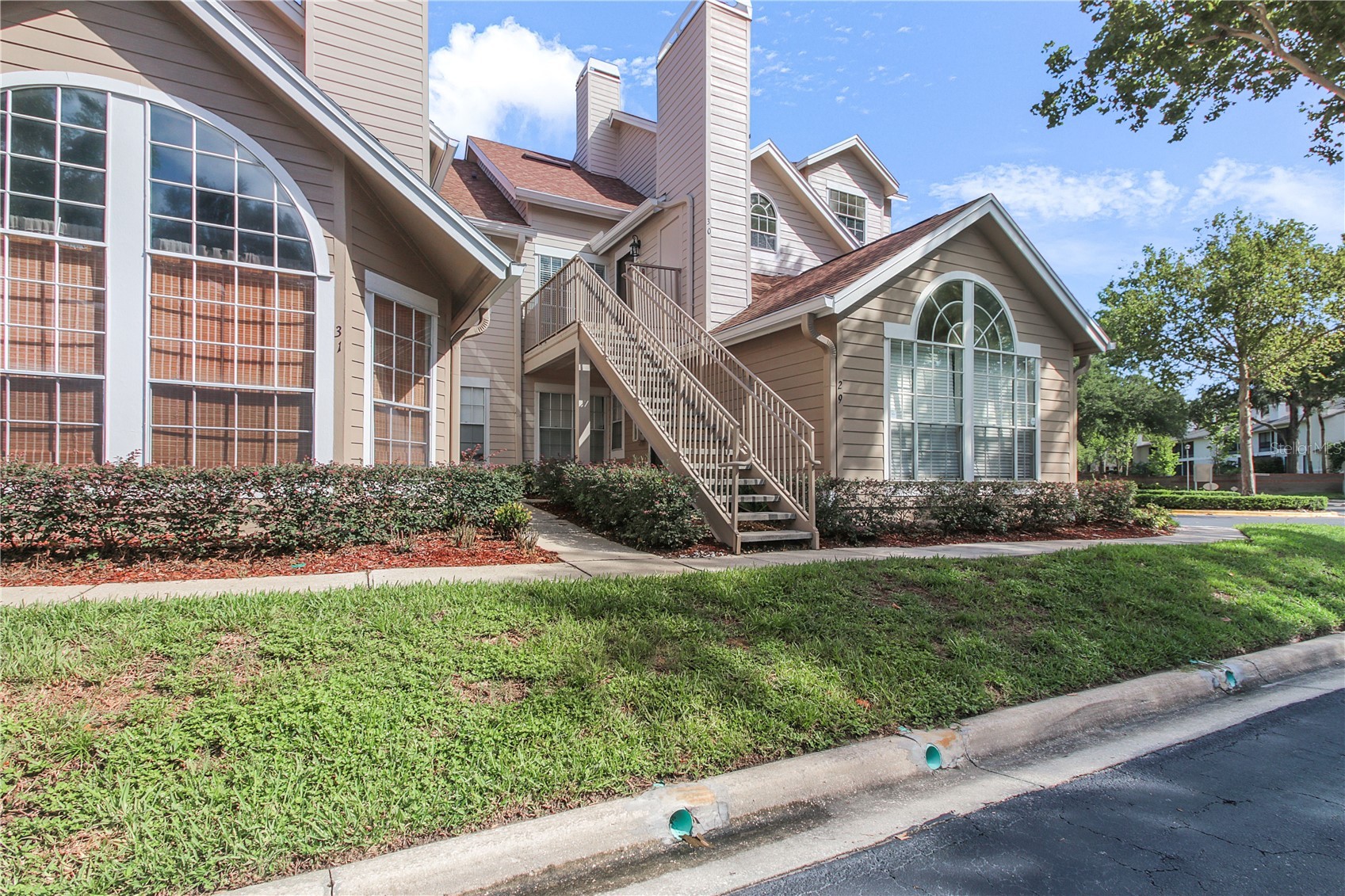 605 YOUNGSTOWN PARKWAY 30