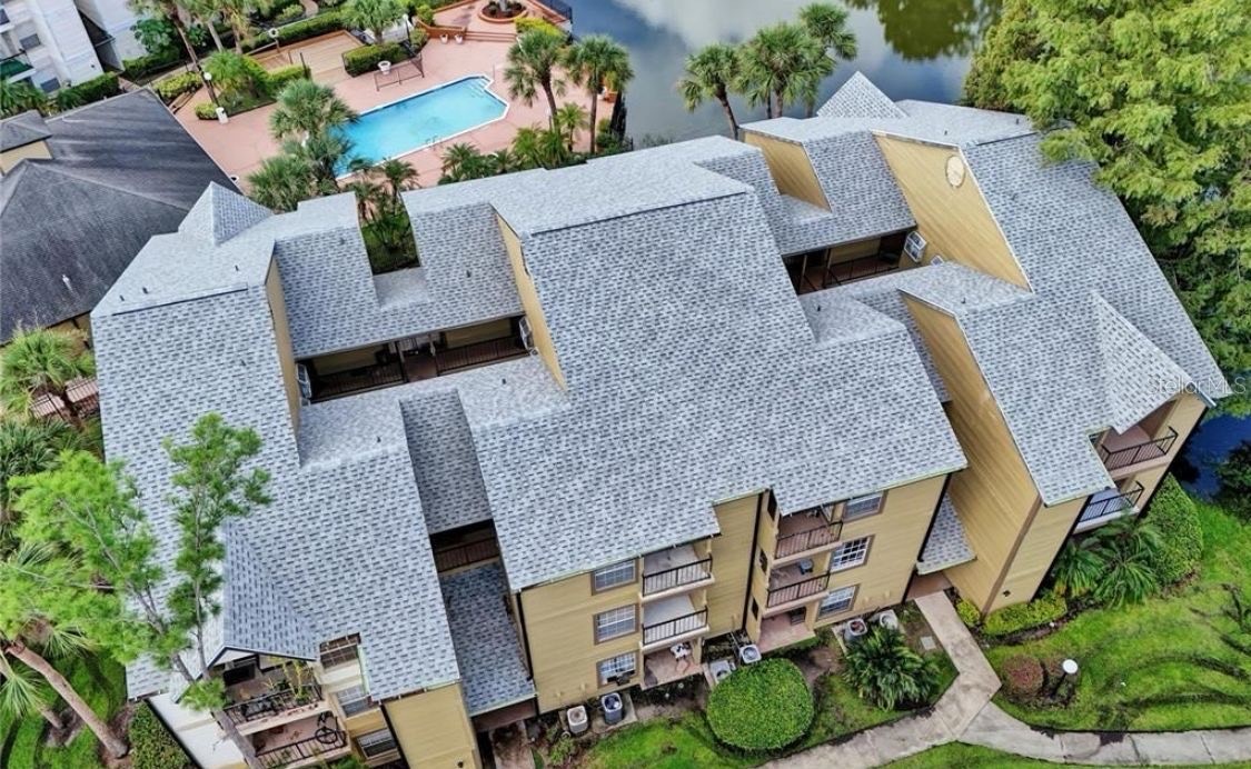 1908 LAKE ATRIUMS CIRCLE 10