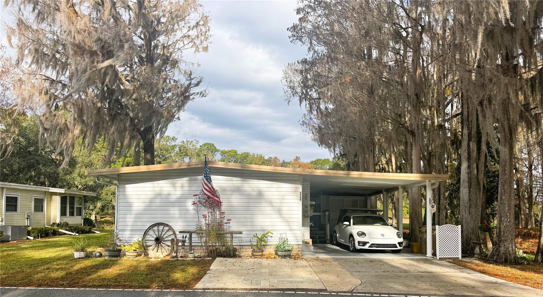 107 ROYAL PALM DRIVE