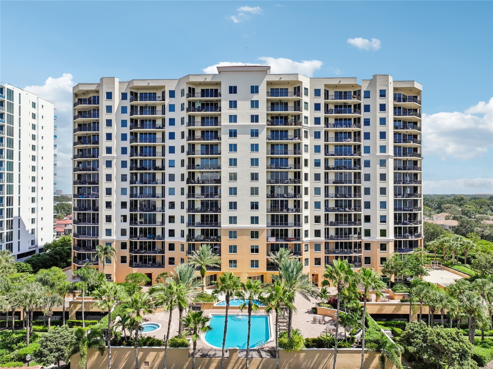 5823 BOWEN DANIEL DRIVE 902