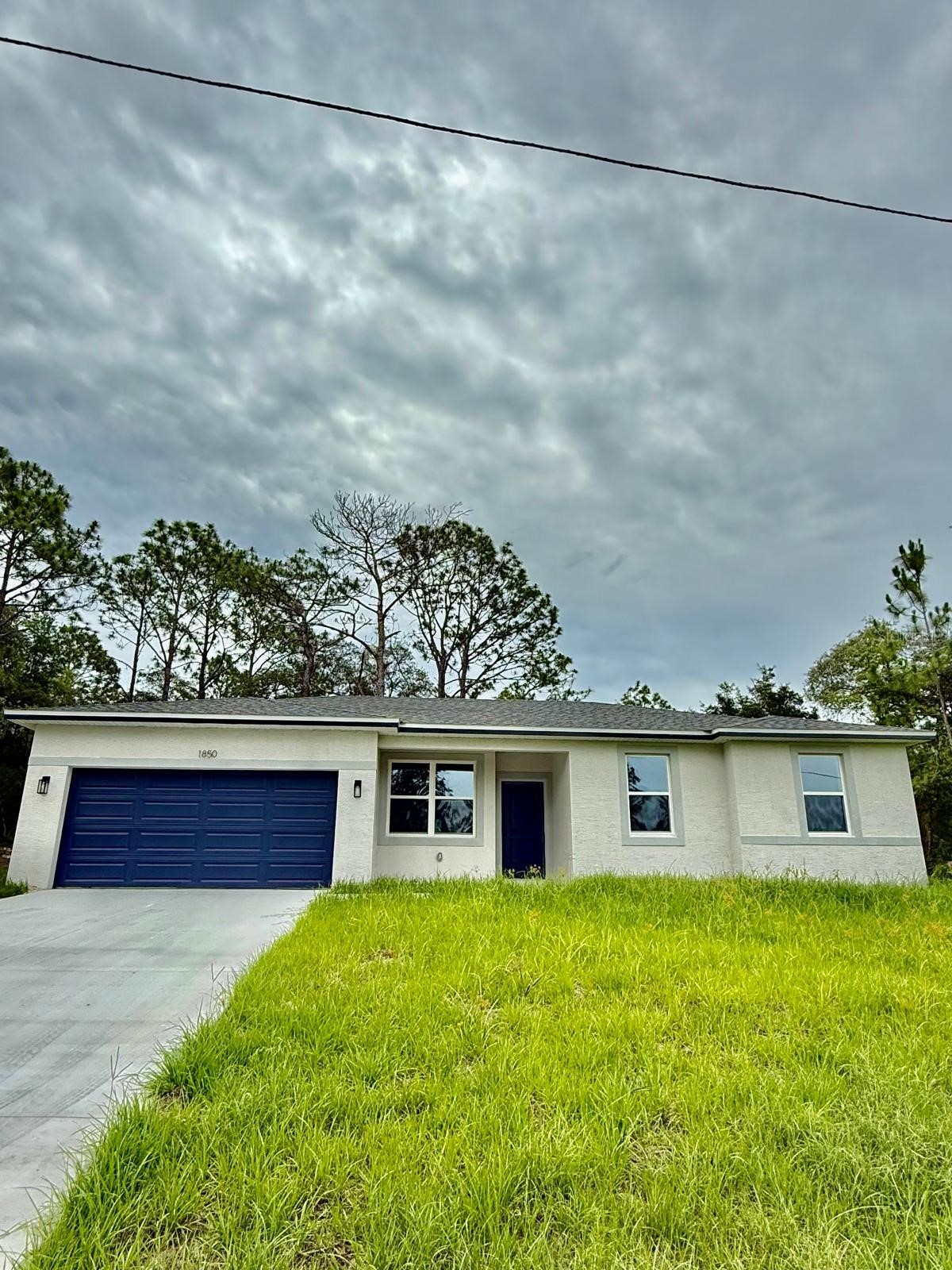 2190 W ARBUTUS DRIVE