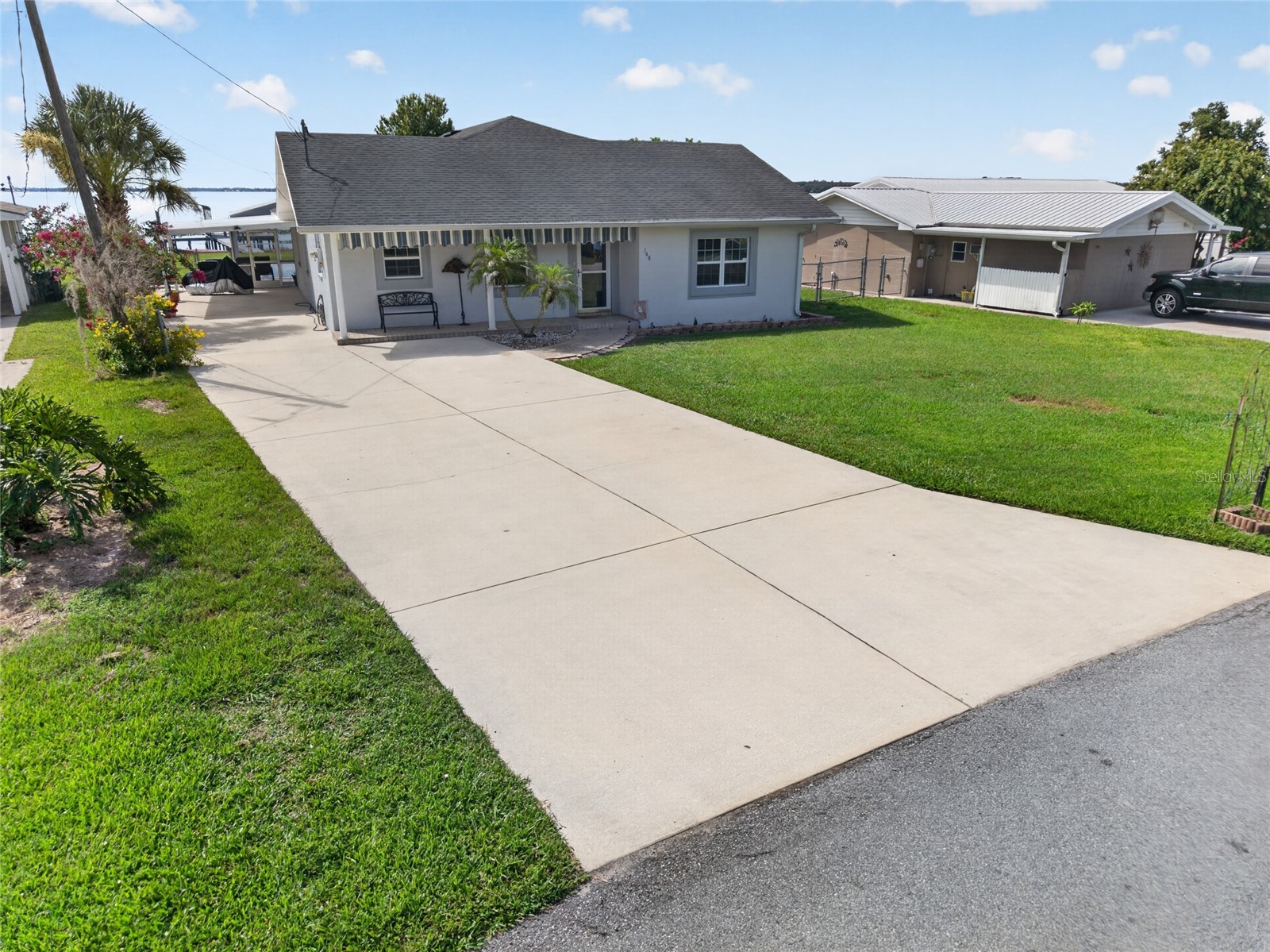 148 N LAKE REEDY BOULEVARD