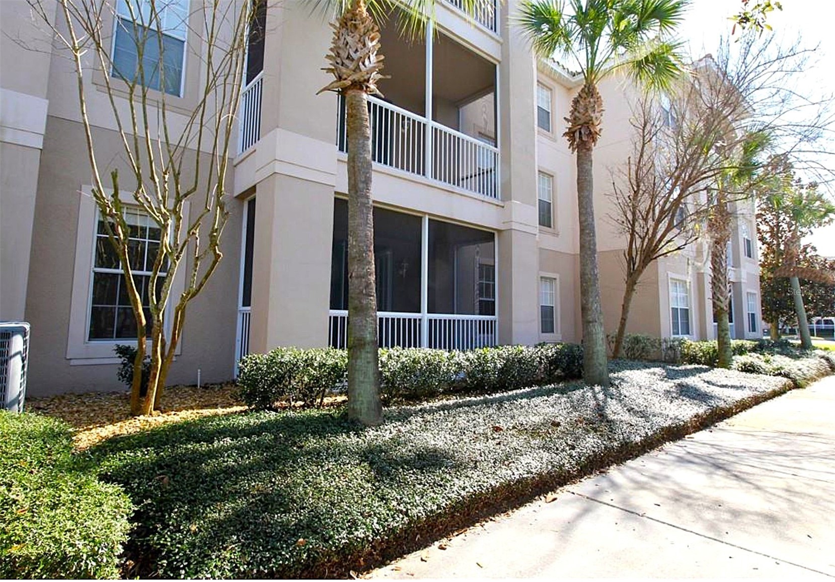 3001 LAUREL PARK LANE 105