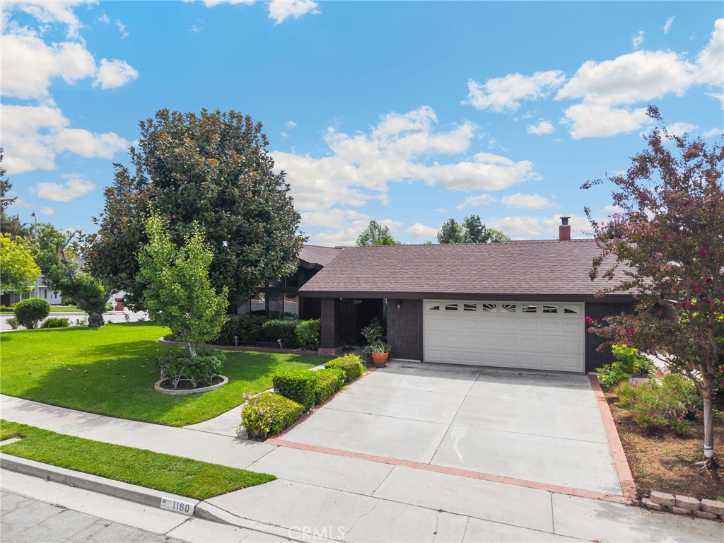 1160 Alta Mesa