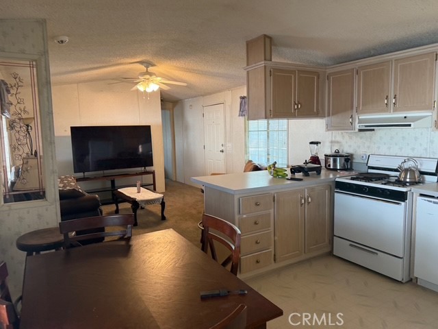 2500 N Highway 59 270