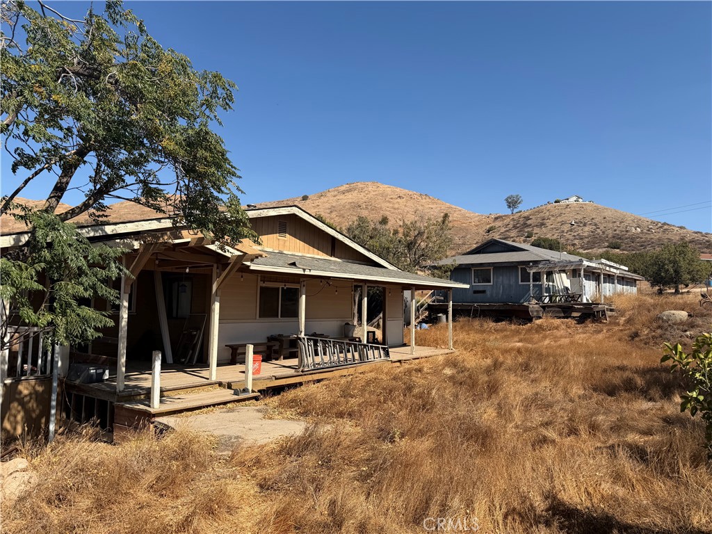 22300 Juniper