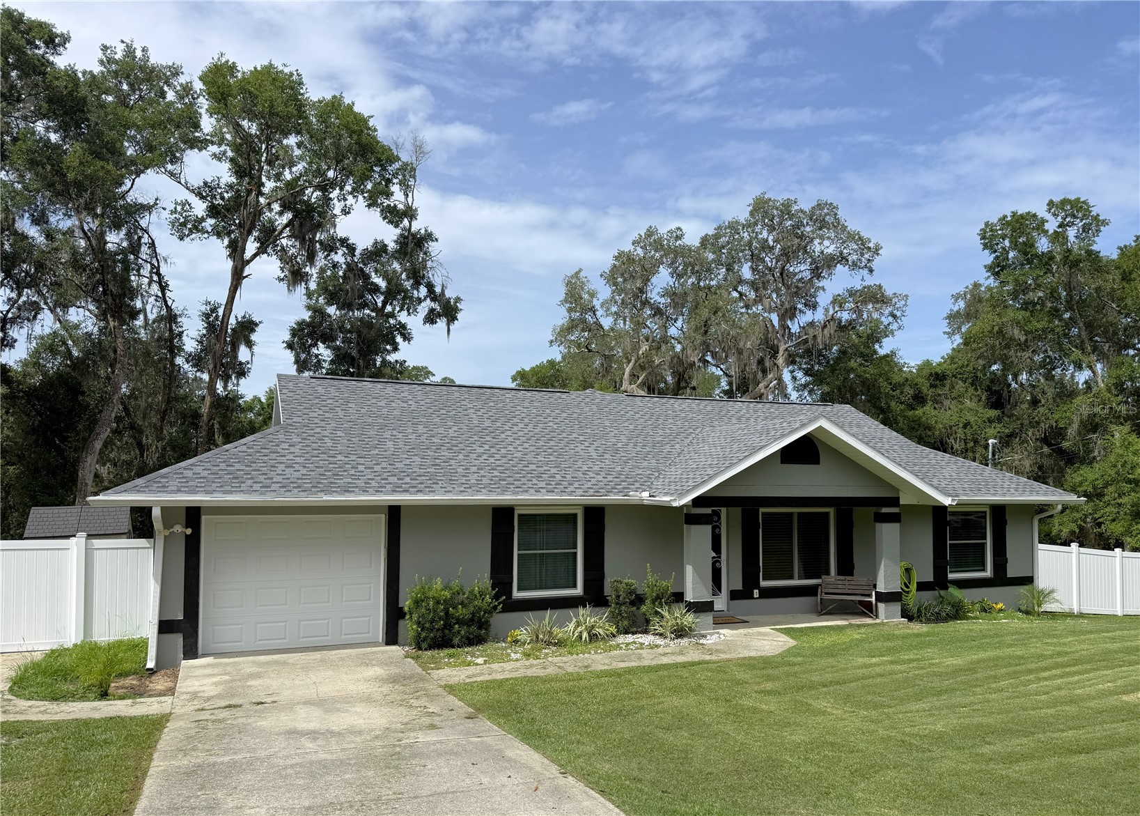 10 EMERALD TRAIL