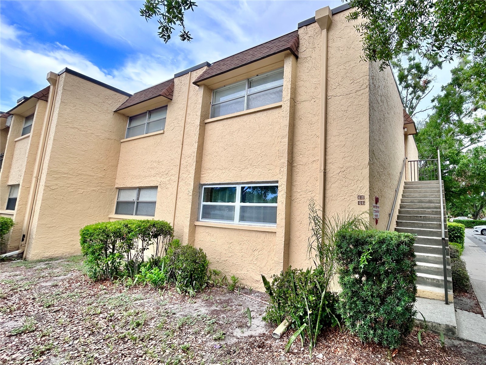4455 38TH TERRACE N B16