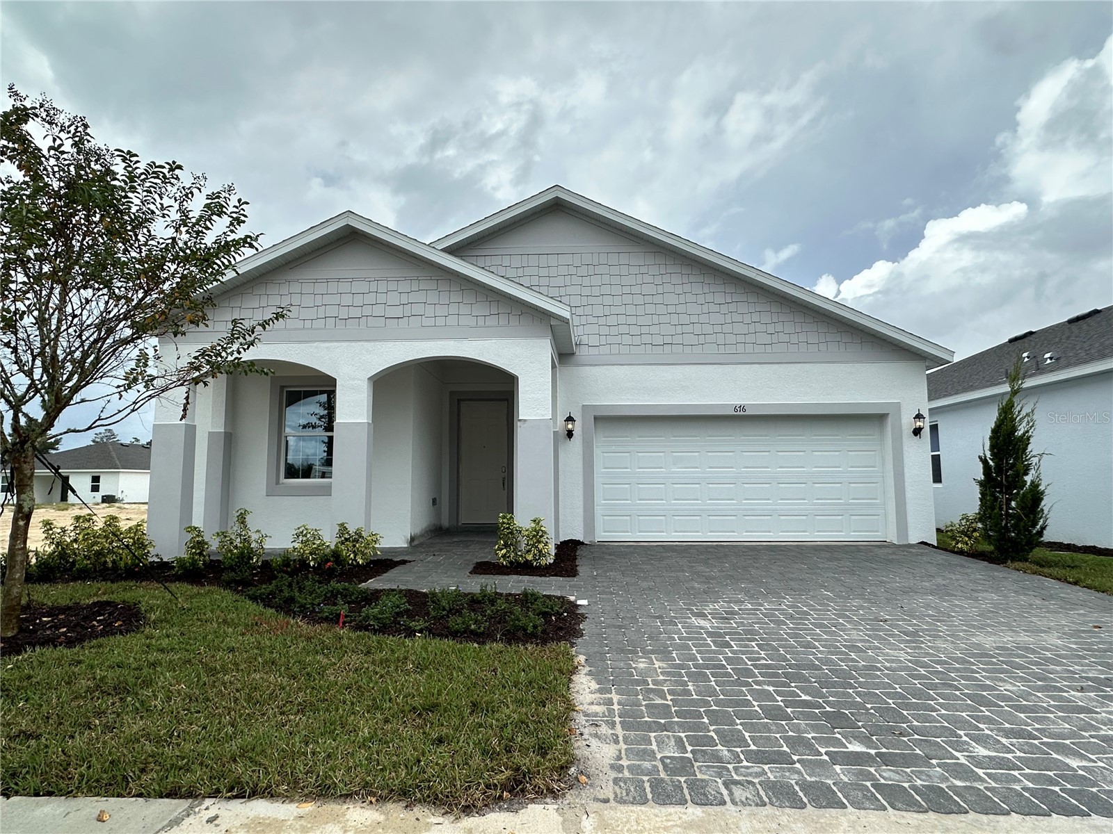 676 BIRDSWILL LANE